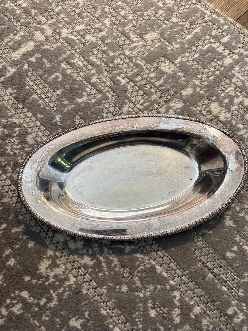 Wm Rogers Vintage Silverplate Oval Serving Platter